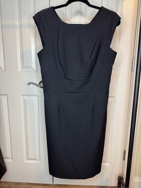 The Limited Black Collection cap sleeve women size 10